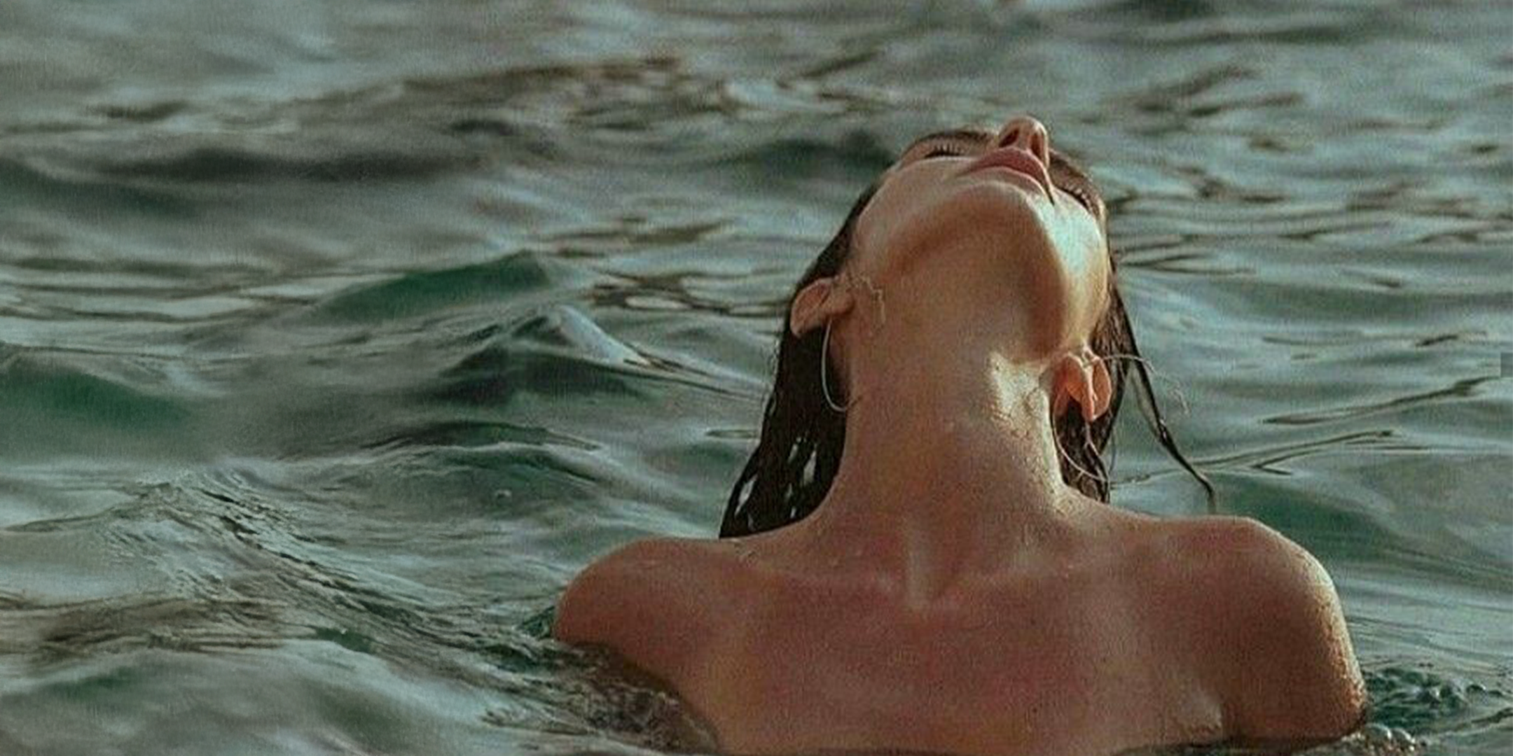 Sensual holiday moment enjoying freedom and pleasure – inlafete